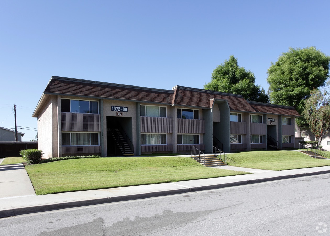 Photo - Cienega Gardens Apartments