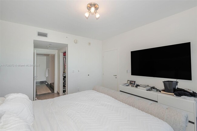 Photo - 200 Biscayne Blvd Way Condo Unit 3610