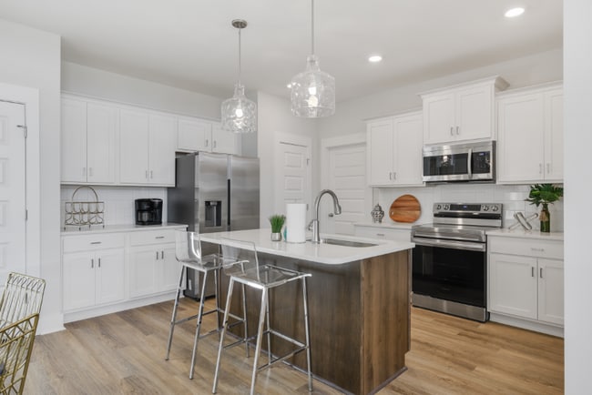 Photo - 131 Weller Ln