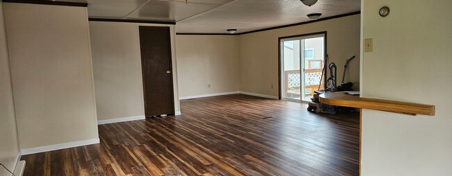 Photo - 30 3rd St