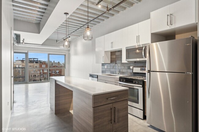 Photo - 1241 N Milwaukee Ave Unit 409