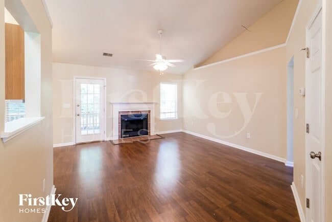 Photo - 1458 Caldwell Ct