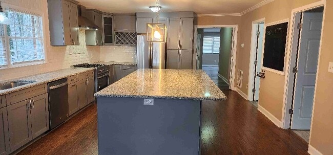 Photo - 4605 Blanton Rd