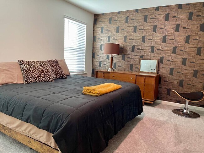 Photo - 2015 Rockface Way