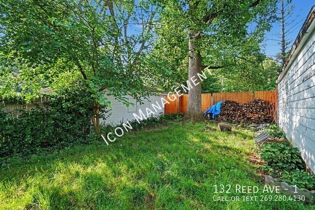 Photo - 132 Reed St Unit 1