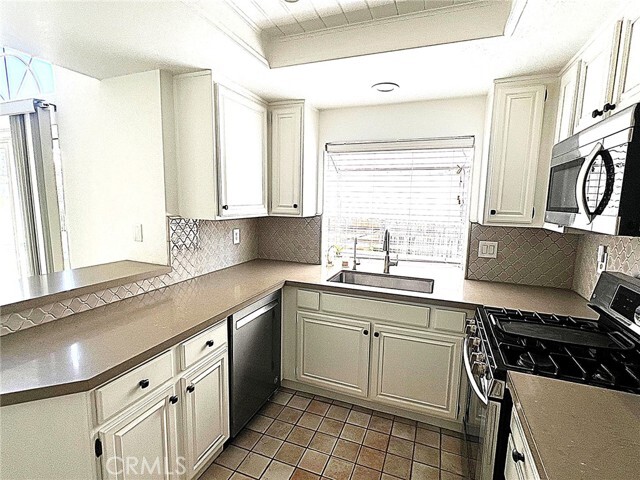 Photo - 5146 Maplewood Cir