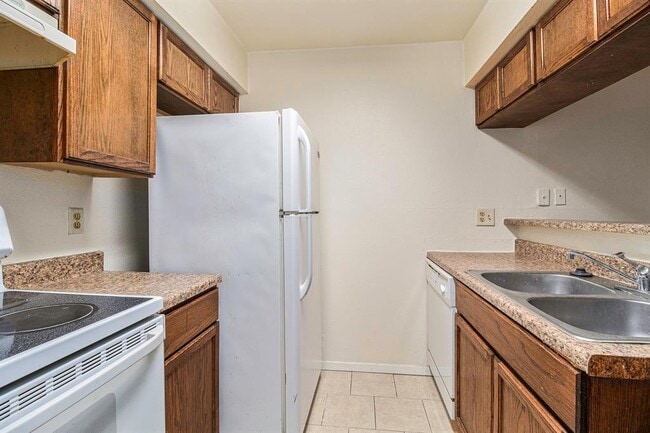 Photo - 8201 Richmond Ave. Unit 11