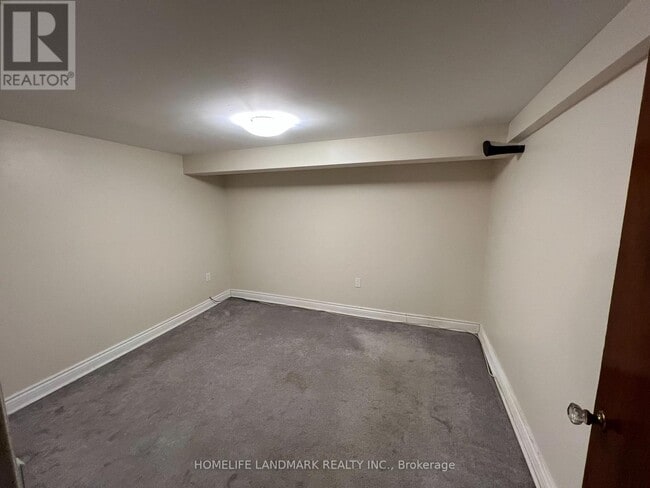 Photo - 11 Hutton Ave