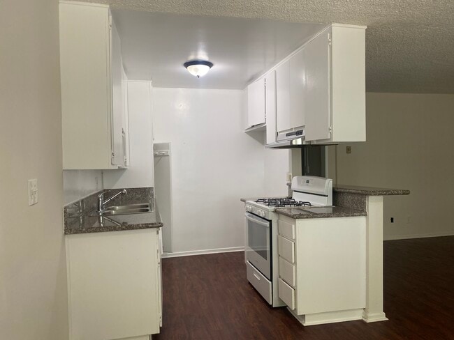 Photo - 3436 Vinton Ave