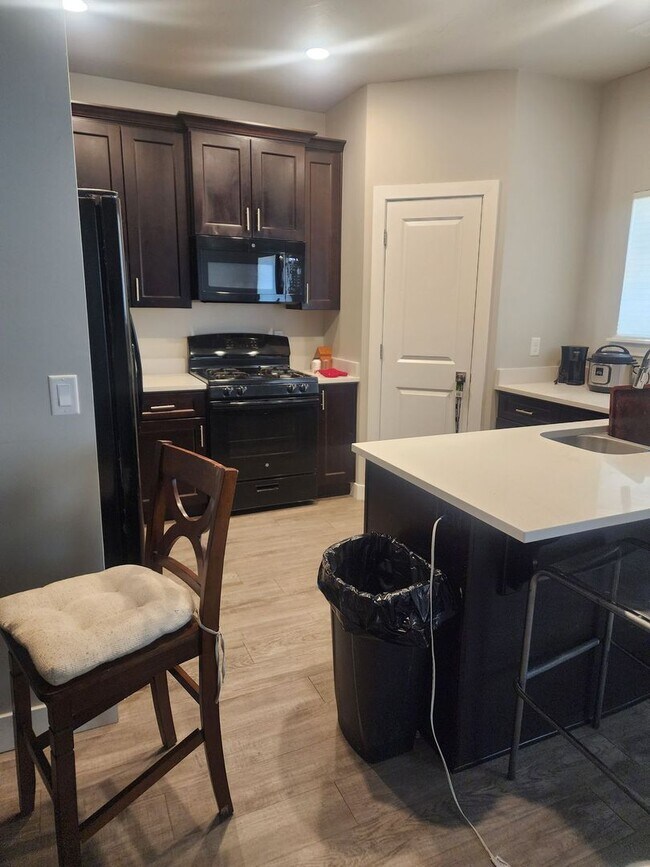 Photo - Three bedroom, 2.5 bath townhome in Cedar City