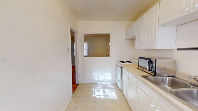 Photo - 2525 S Clayton St
