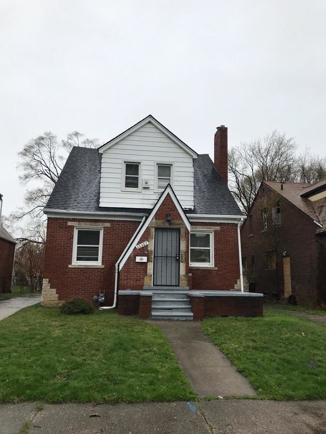 Photo - 13367 Elmdale St House