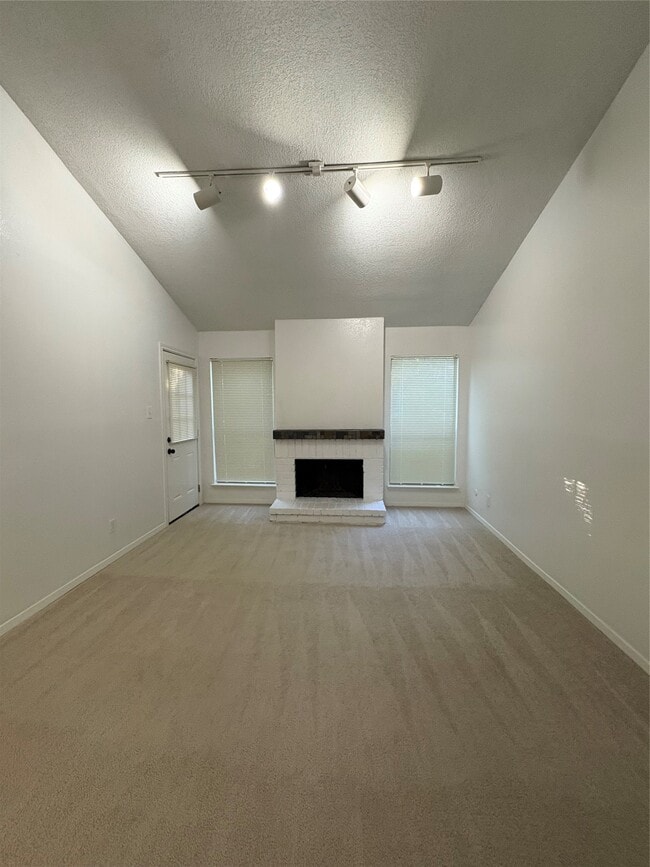 Photo - 7900 N Stadium Dr Unit 102