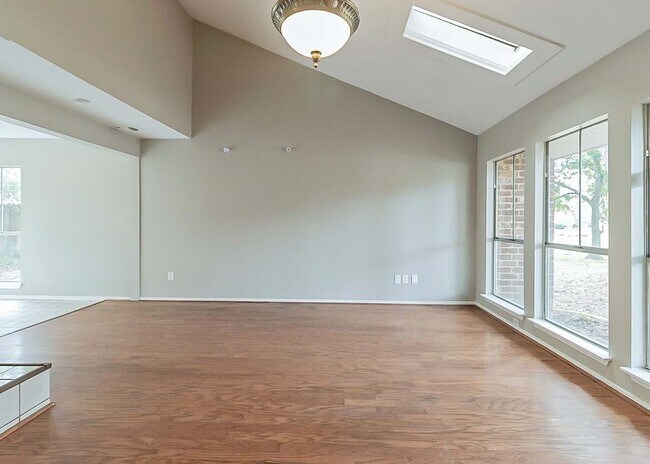 Photo - 14410 Louetta Rd