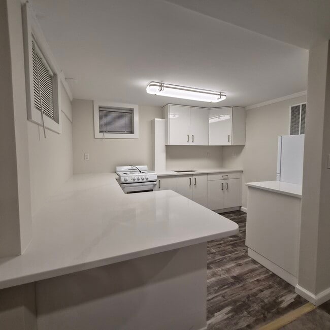 Quartz, New Cabinets, Fridge, & Sink - 113 Shore Rd Unit #B