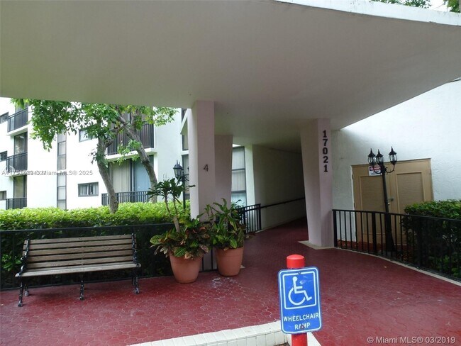 Photo - 17021 N Bay Rd Unit 1026
