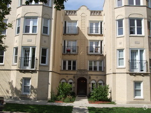 Building Photo - 2708 W Arthur Ave Rental