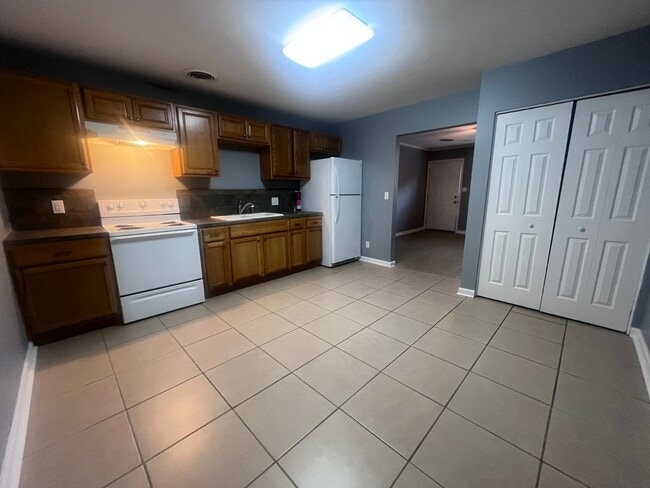 Photo - Lovelaceville Road Unidad Lovelaceville Unfurnished