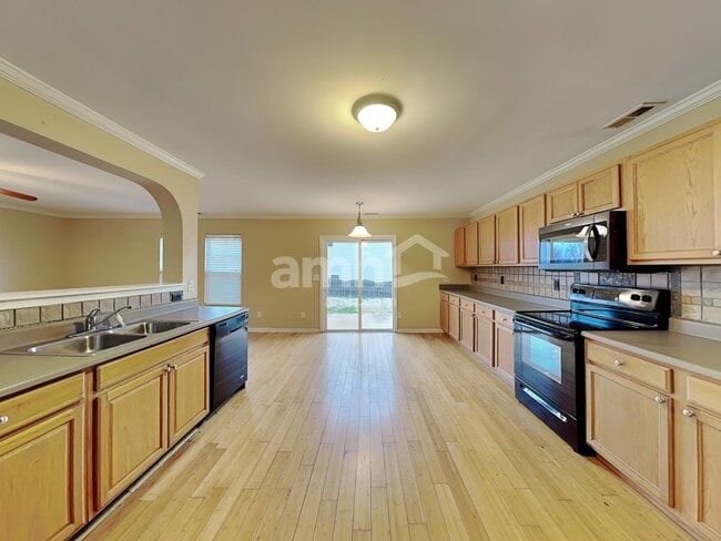 Photo - 1001 Collington Dr