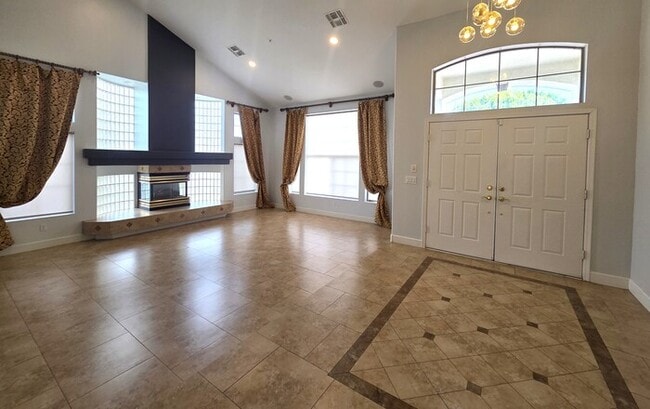 Photo - Stunning Resort style Home 5-bedroom Pool/Spa