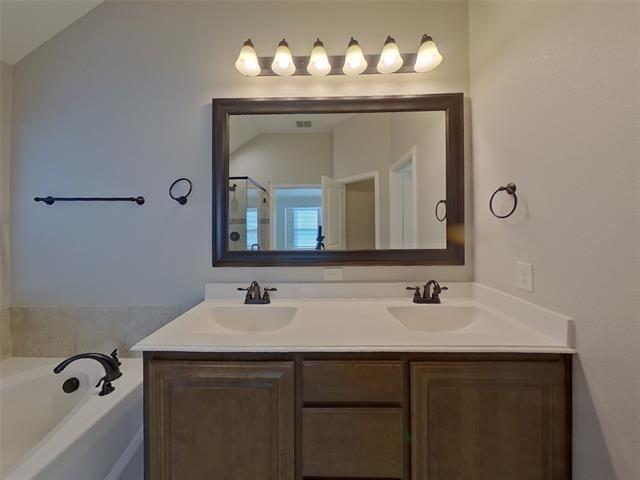 Photo - 625 Fox View Dr