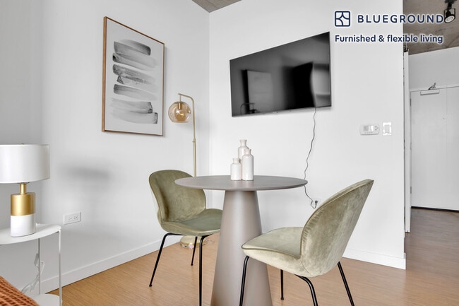 Photo - 1515 N Fremont St Unidad FL6-ID608