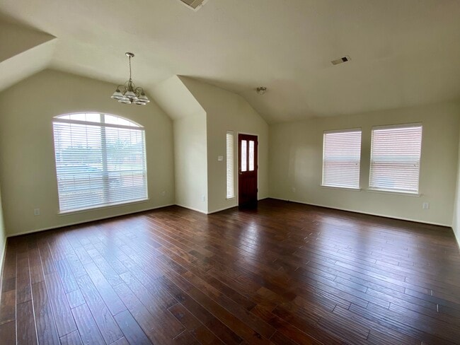Photo - 21419 Colton Cove Dr