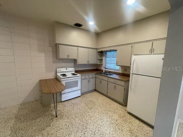 Photo - 1416 Granville Ln