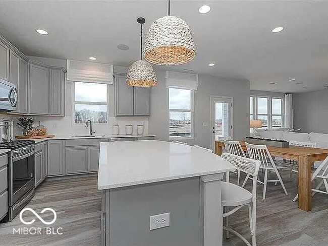 Photo - 4957 Oak Hl Dr