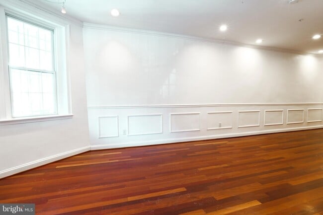 Photo - 2721 13th St NW