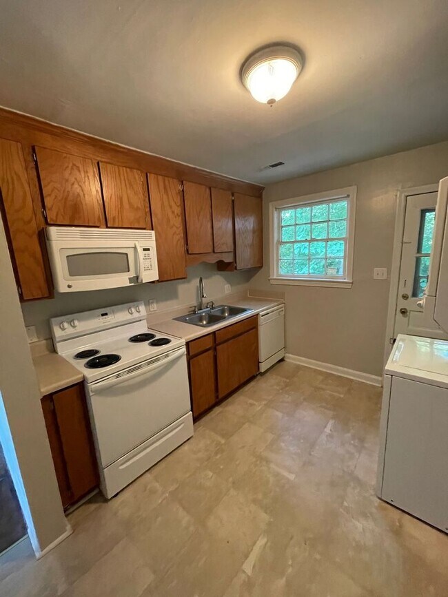 14071409 W 1st St Apartment Unit 1409 WinstonSalem, NC