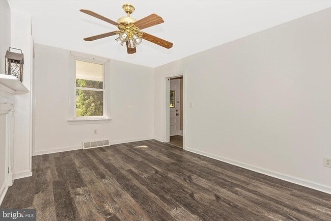 Photo - 13634 Glissans Mill Rd