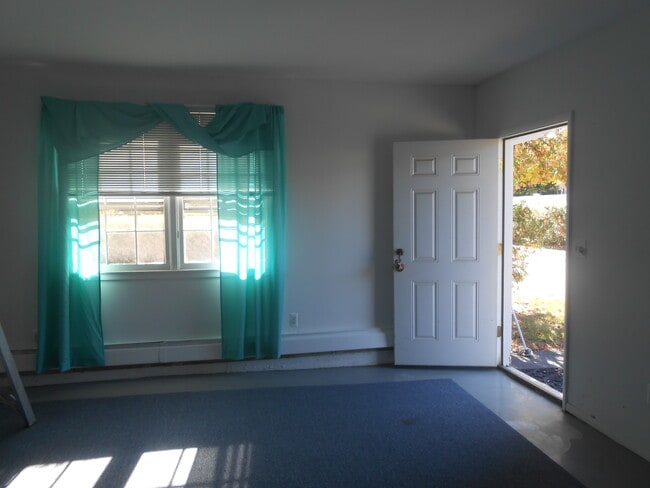 Photo - 202 Burr Rd Unit #2