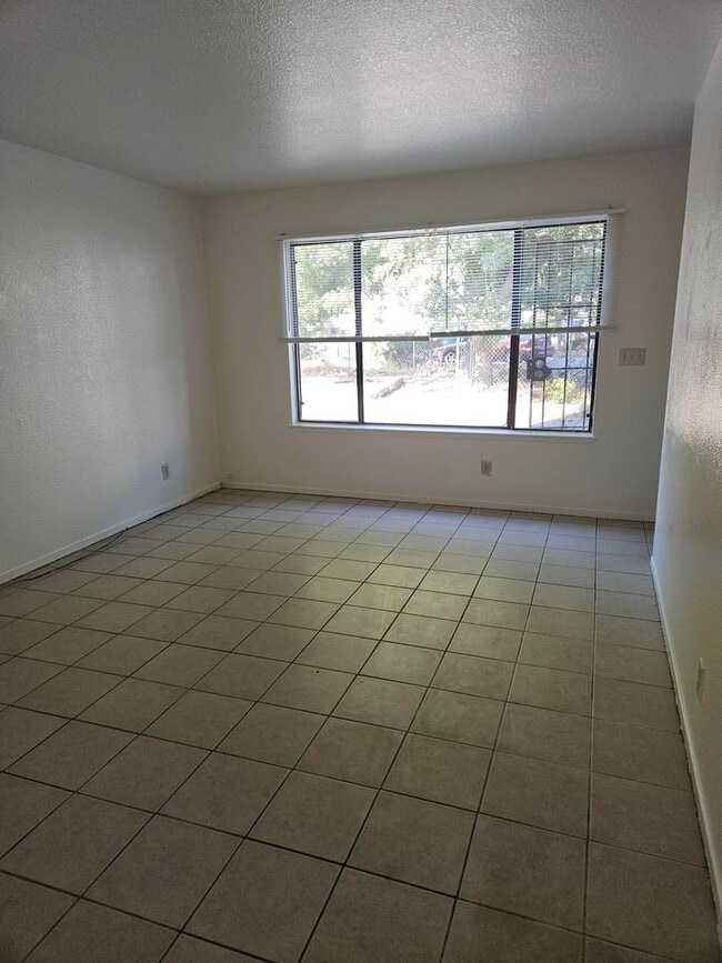 Photo - 1509 Lynne Renee Ct Unit 2