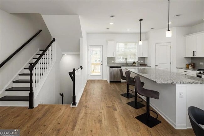 Photo - 1500 Brantin Dr