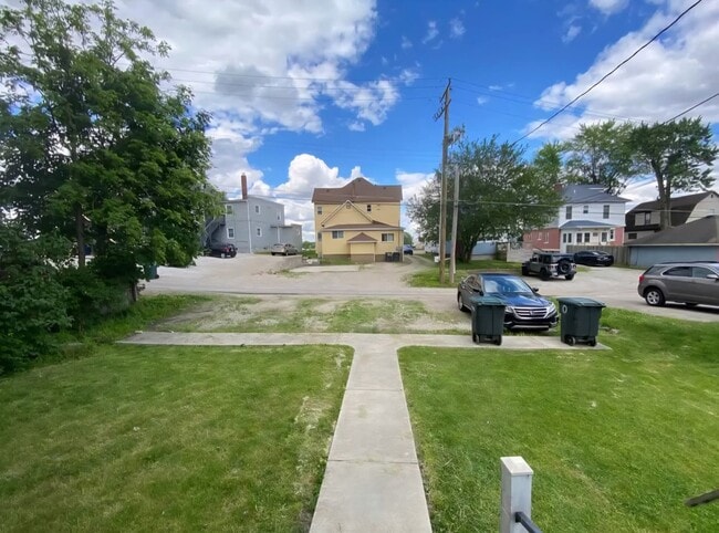 Photo - 708 N Alameda Ave