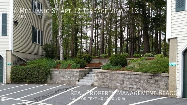 Photo - 204 Mechanic St