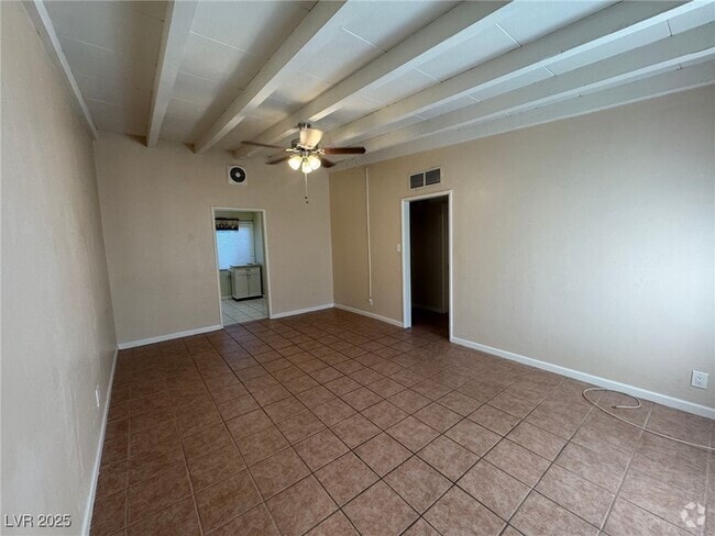 Building Photo - 710 N 10th St Rental