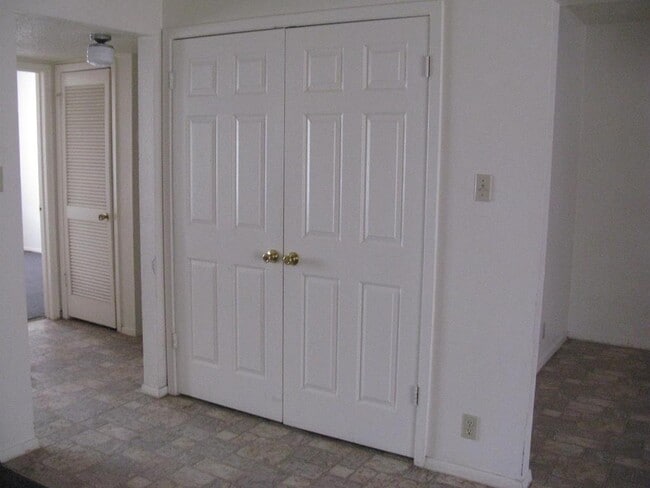 Photo - 410 SE 6th St