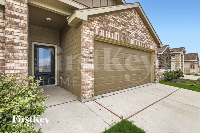 Photo - 1212 Treehouse Ln