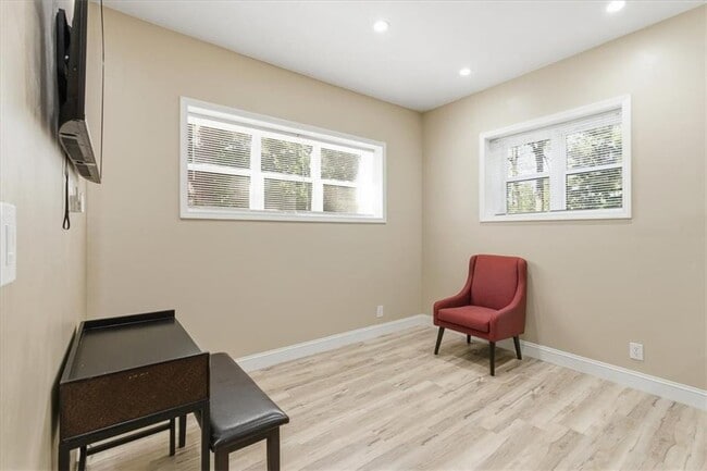 Photo - 3268 Briarwood Blvd