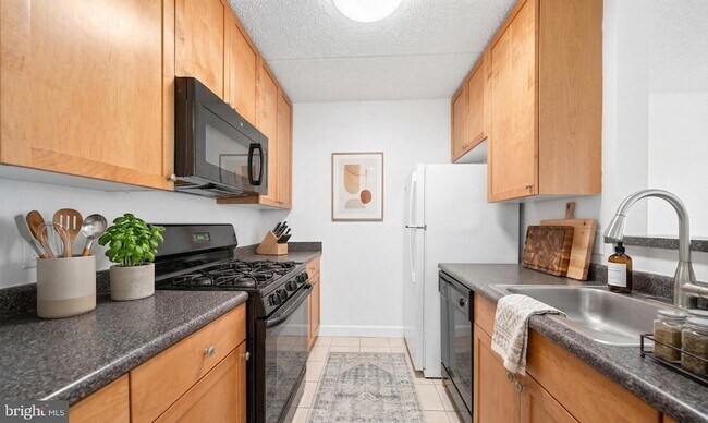 Photo - 60 S Van Dorn St Unit 413