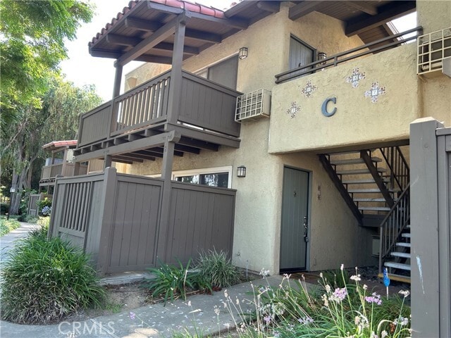 Building Photo - 1345 Cabrillo Park Dr Unit Q09 Rental