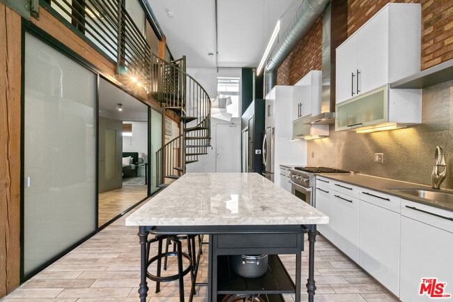 Photo - 4115 Glencoe Ave Unidad 108