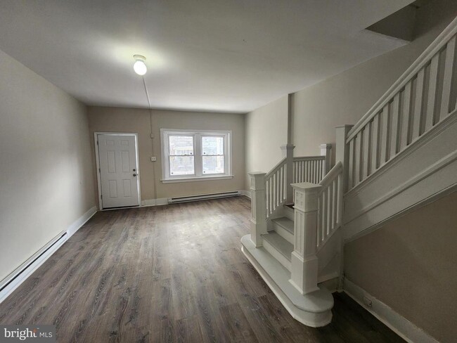 Photo - 57 Colonial Ave Townhome