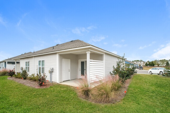 Photo - 200 Glenshee Ct