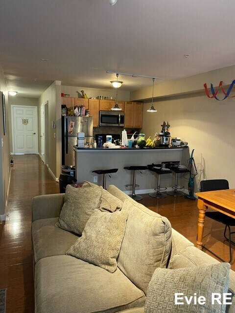 Photo - 51 Chelsea St Unit 2