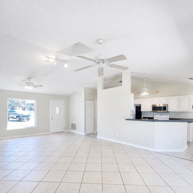 Photo - 1630 Needle Palm Dr