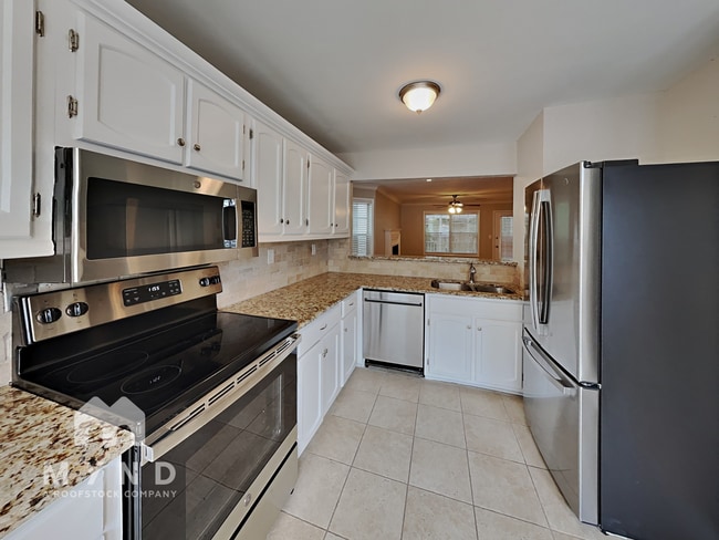 Photo - 5210 Laurel Bridge Dr SE