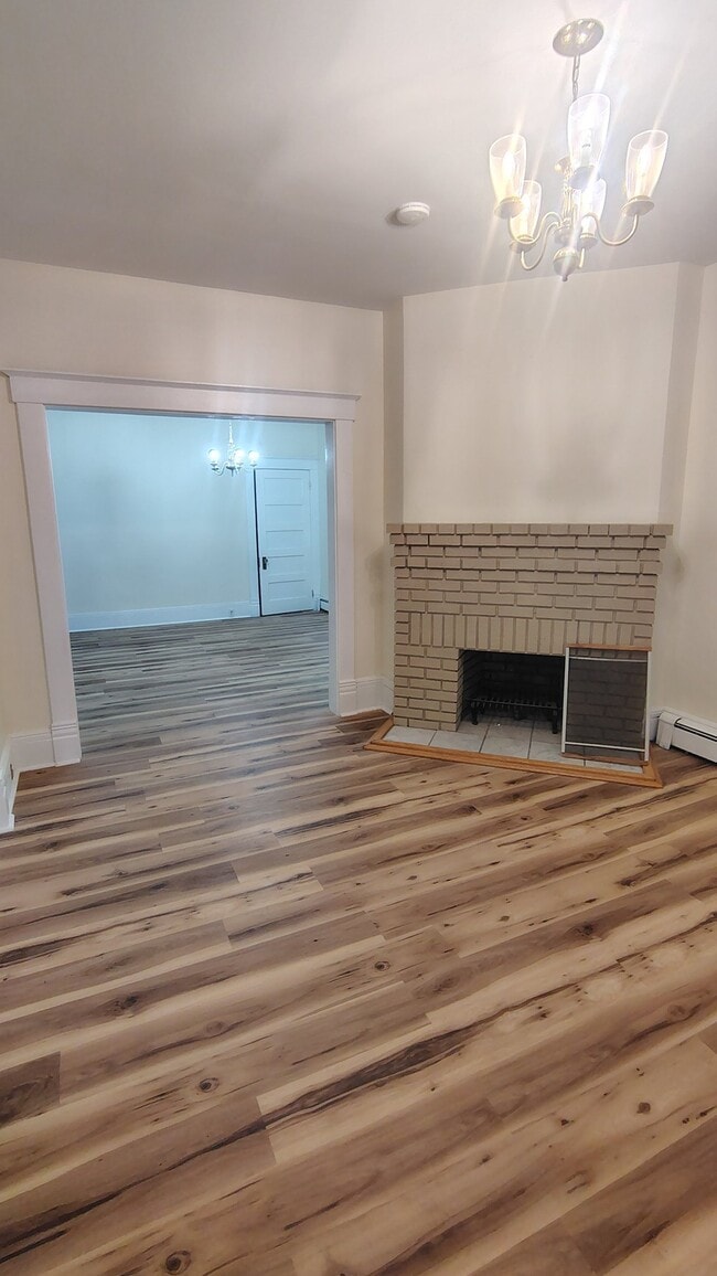 Photo - 410 Fayette St